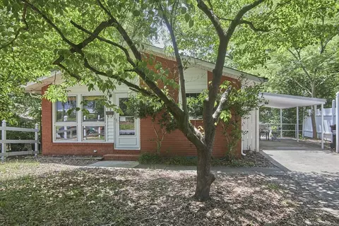 905 W Knox St, Durham, NC 27701