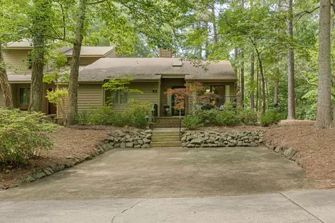 1 Pinnacle Rd, Durham, NC 27705