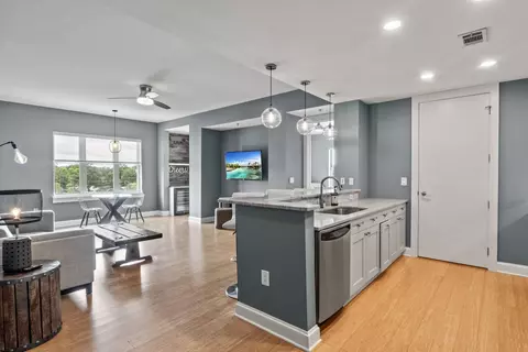 618 N Boylan Ave #928, Raleigh, NC 27603