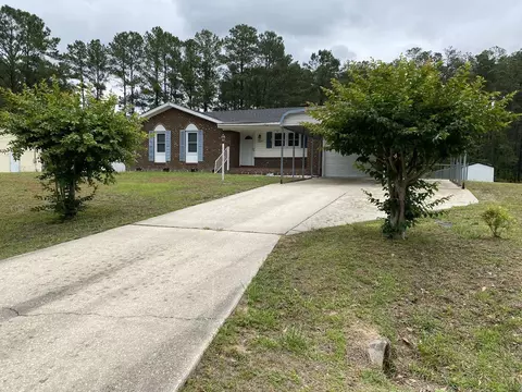 11601 Mistletoe Dr, Laurinburg, NC 28352