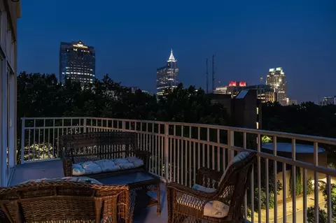 317 W Morgan St #512, Raleigh, NC 27601