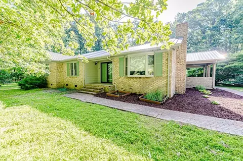 132 Fields Country Rd, Bear Creek, NC 27207