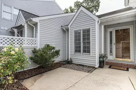 117 Breakers Pl, Cary, NC 27511 photo 3