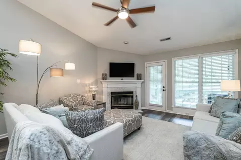 117 Breakers Pl, Cary, NC 27511 photo 6