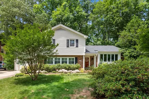 1104 Askham Dr, Cary, NC 27511