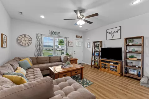 708 Maple Ave, Dunn, NC 28334 photo 7