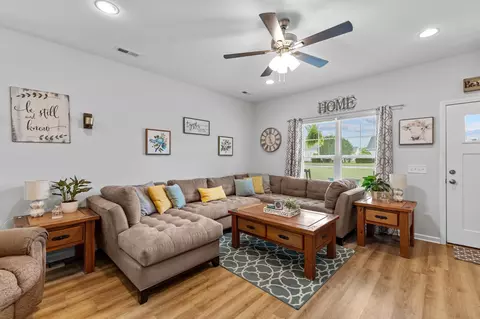 708 Maple Ave, Dunn, NC 28334 photo 9