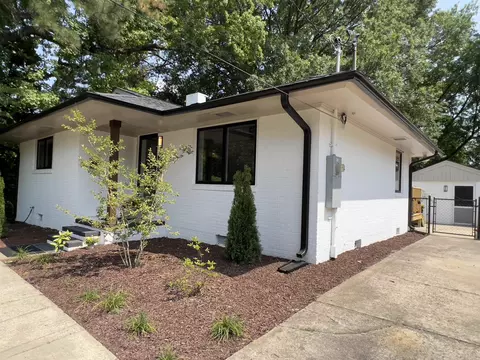 807 Leon St, Durham, NC 27704 photo 2