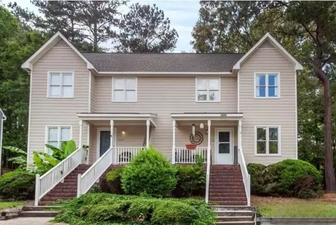 1611 Oakland Hills Way, Raleigh, NC 27604