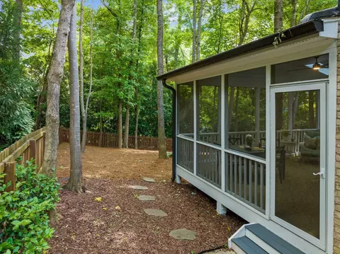 107 Willesden Dr, Cary, NC 27513 photo 9