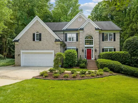 107 Willesden Dr, Cary, NC 27513 photo 3