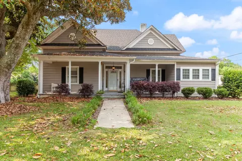 194 E Washington St, Coats, NC 27521