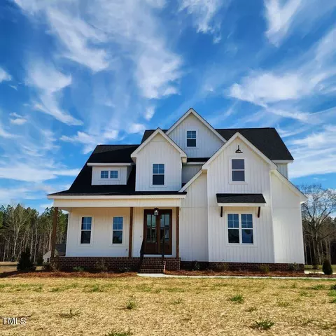 5877 Harvest Ridge Rd, Battleboro, NC 27809