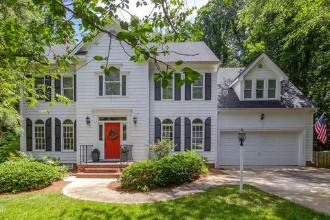 306 Bonniewood Dr, Cary, NC 27518