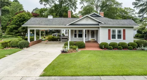 603 N Main St, Four Oaks, NC 27524