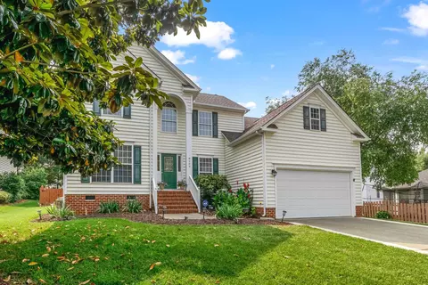 8909 Eaglebrook Ct, Raleigh, NC 27617 photo 5