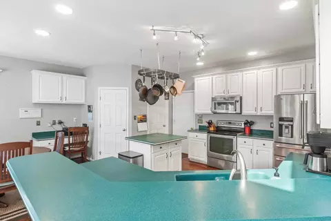 8909 Eaglebrook Ct, Raleigh, NC 27617 photo 47