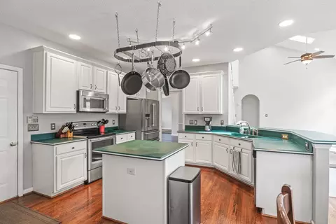 8909 Eaglebrook Ct, Raleigh, NC 27617 photo 42