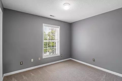 8909 Eaglebrook Ct, Raleigh, NC 27617 photo 52