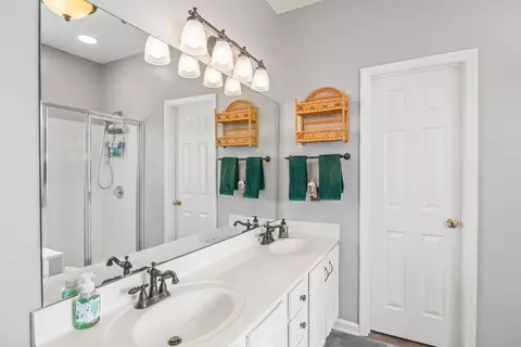 8909 Eaglebrook Ct, Raleigh, NC 27617 photo 27