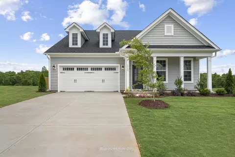 137 Salem Village Dr, Fuquay Varina, NC 27526