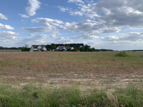 5225 Finch Rd, Bailey, NC 27807