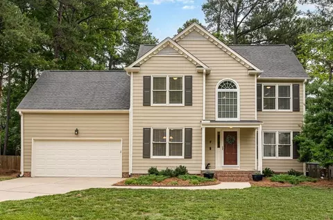 4 Drysdale Ct, Durham, NC 27713
