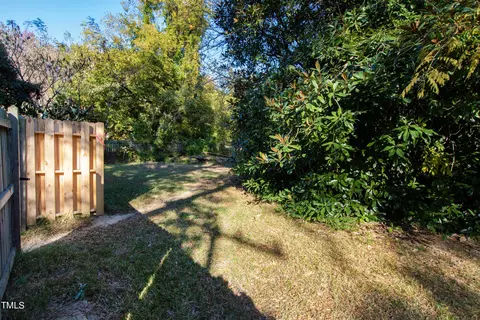 707 E Markham Ave, Durham, NC 27701 photo 7