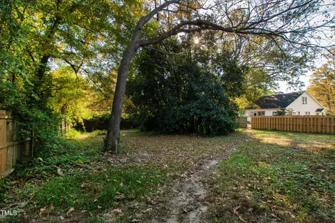 707 E Markham Ave, Durham, NC 27701 photo 12