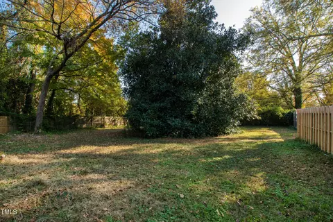 707 E Markham Ave, Durham, NC 27701 photo 11