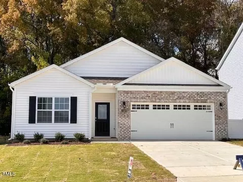 1102 Saddlebrook Dr, Rocky Mount, NC 27804