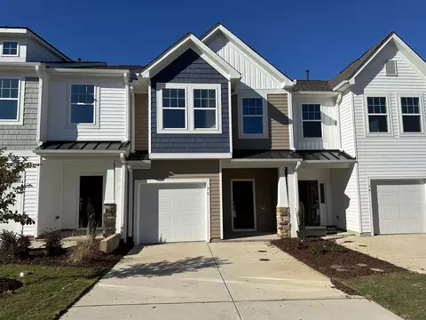 36 Clear Bead Ct, Clayton, NC 27527