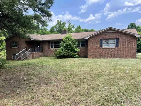 1304 Ridgeway Drewery Rd, Manson, NC 27553