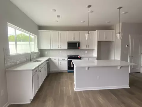 2007 Regal Dr, Durham, NC 27703 photo 7