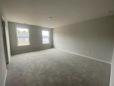 2007 Regal Dr, Durham, NC 27703 photo 9