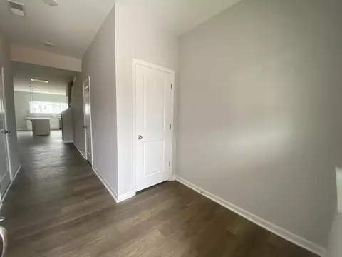 2007 Regal Dr, Durham, NC 27703 photo 2