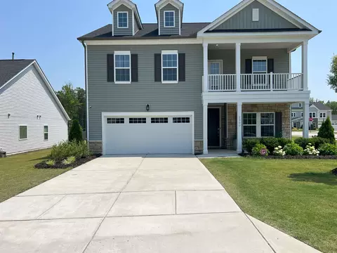 2500 Elliston Ct, Fuquay Varina, NC 27526