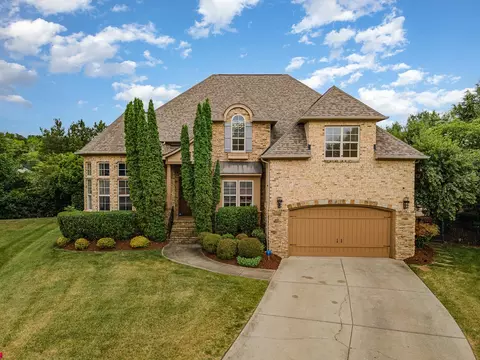 808 Modena Dr, Cary, NC 27513