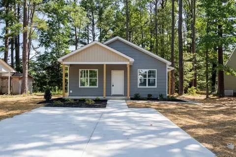 308 Flamingo Dr, Clayton, NC 27520