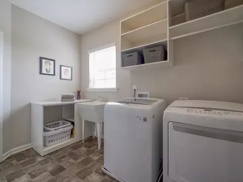 1007 Big Spring Cir, Durham, NC 27703 photo 41