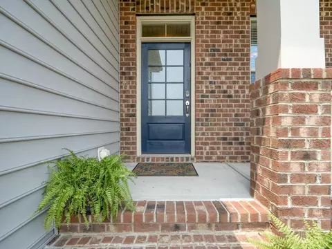 1007 Big Spring Cir, Durham, NC 27703 photo 2