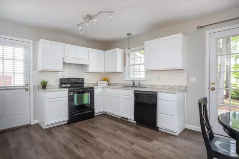 966 E Durness Ct, Wake Forest, NC 27587 photo 5