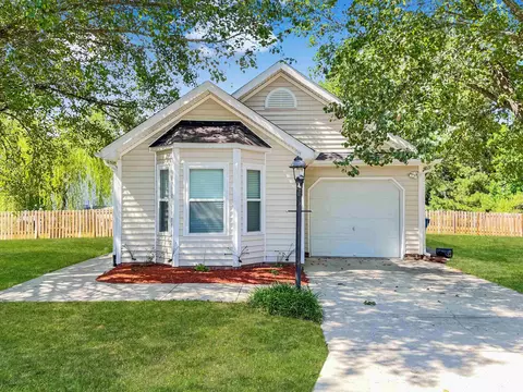 3 Cayman Ct, Durham, NC 27703