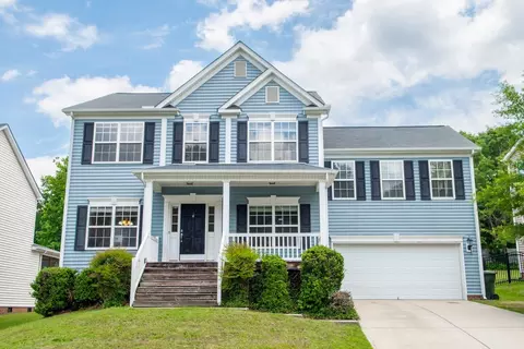 3417 Serendipity Dr, Raleigh, NC 27616