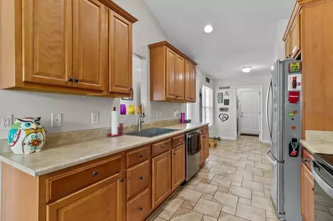570 W Dennis Ave, Pinebluff, NC 28373 photo 5