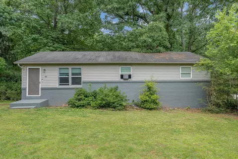 161 SW Eighth Ave, Conover, NC 28613 photo 2