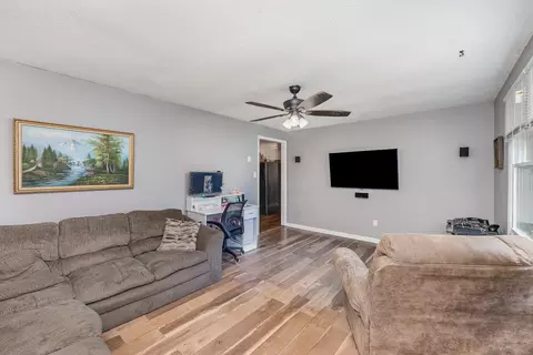 161 SW Eighth Ave, Conover, NC 28613 photo 5
