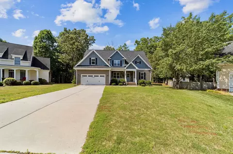 104 Yosemite Ct, Mebane, NC 27302