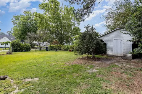 208 Edwards St, Princeton, NC 27569 photo 11