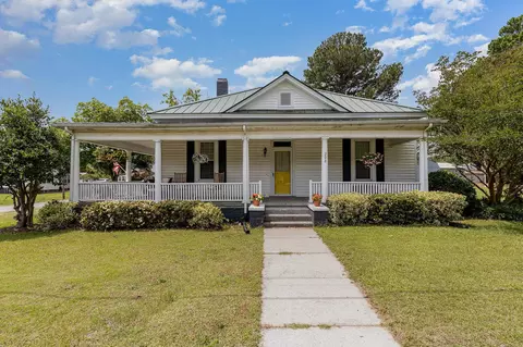 208 Edwards St, Princeton, NC 27569